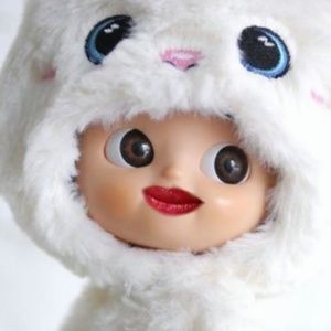 Meet your Posher, Neha.